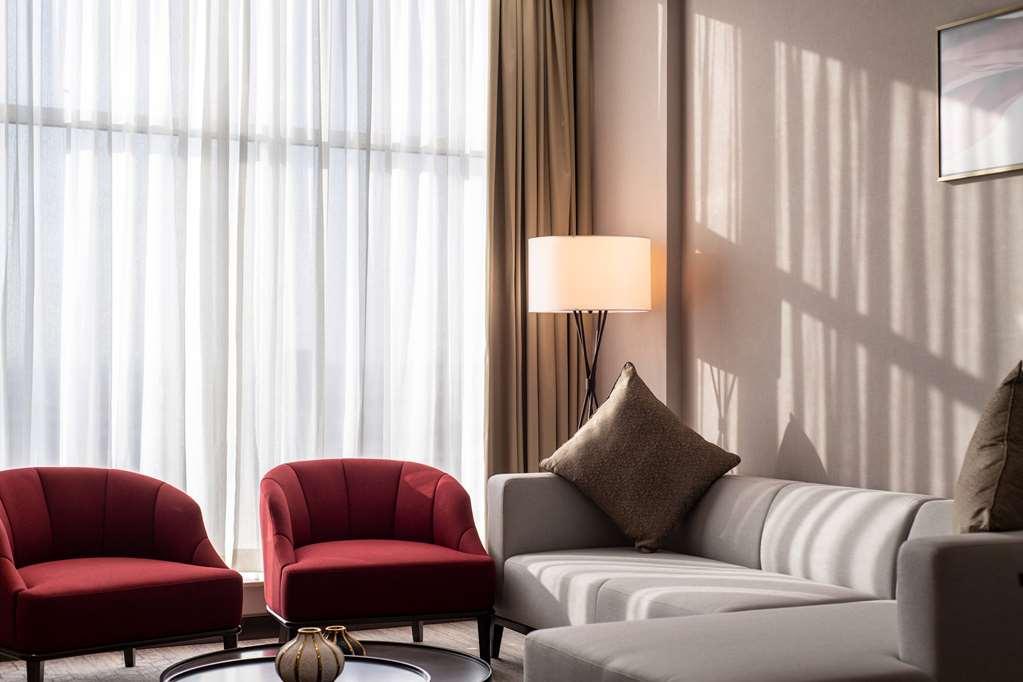 Ramada By Wyndham Riyadh King Fahd Road الغرفة الصورة